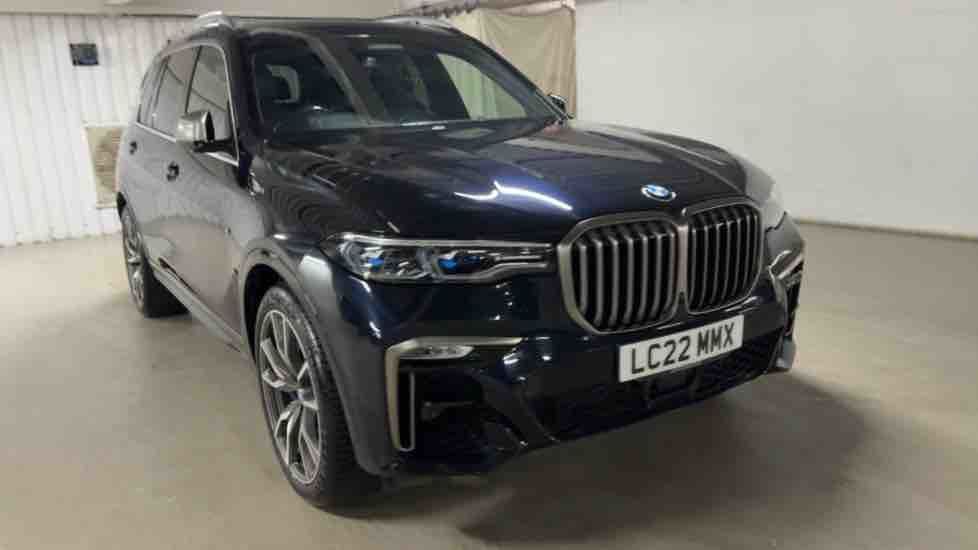 More views of BMW X7