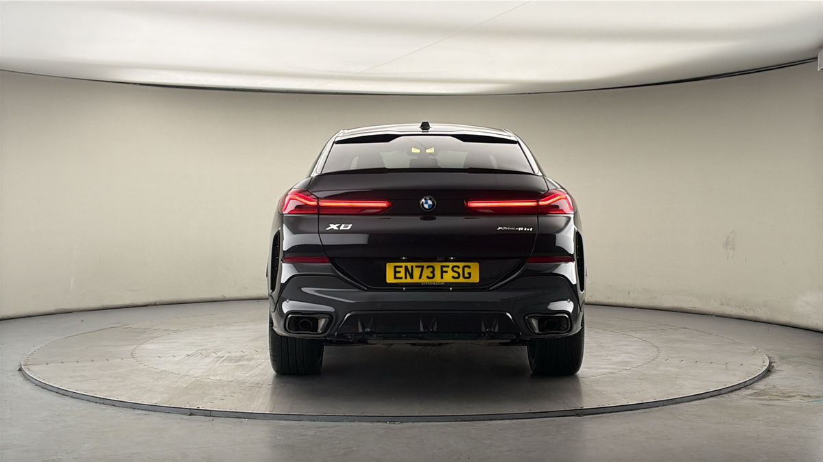 BMW X6 Image 4