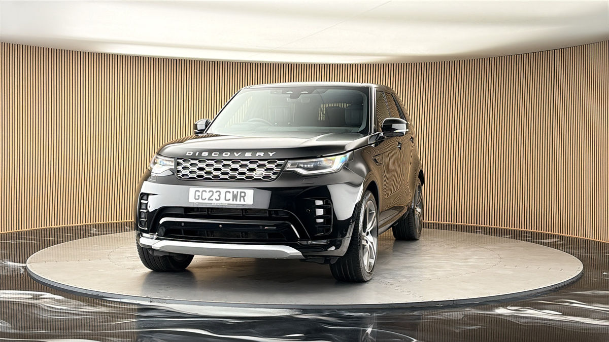 More views of Land Rover Discovery