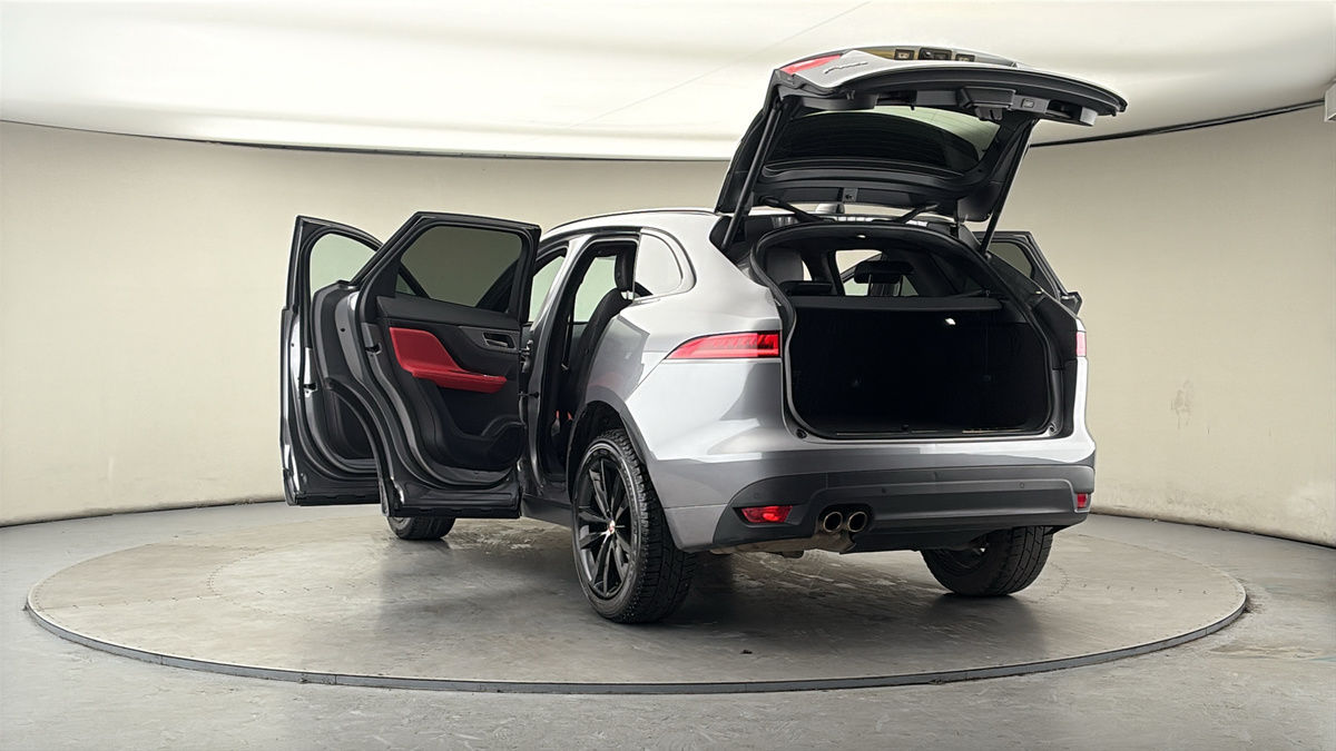 More views of Jaguar F-PACE