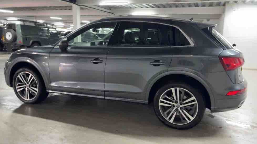 More views of Audi Q5
