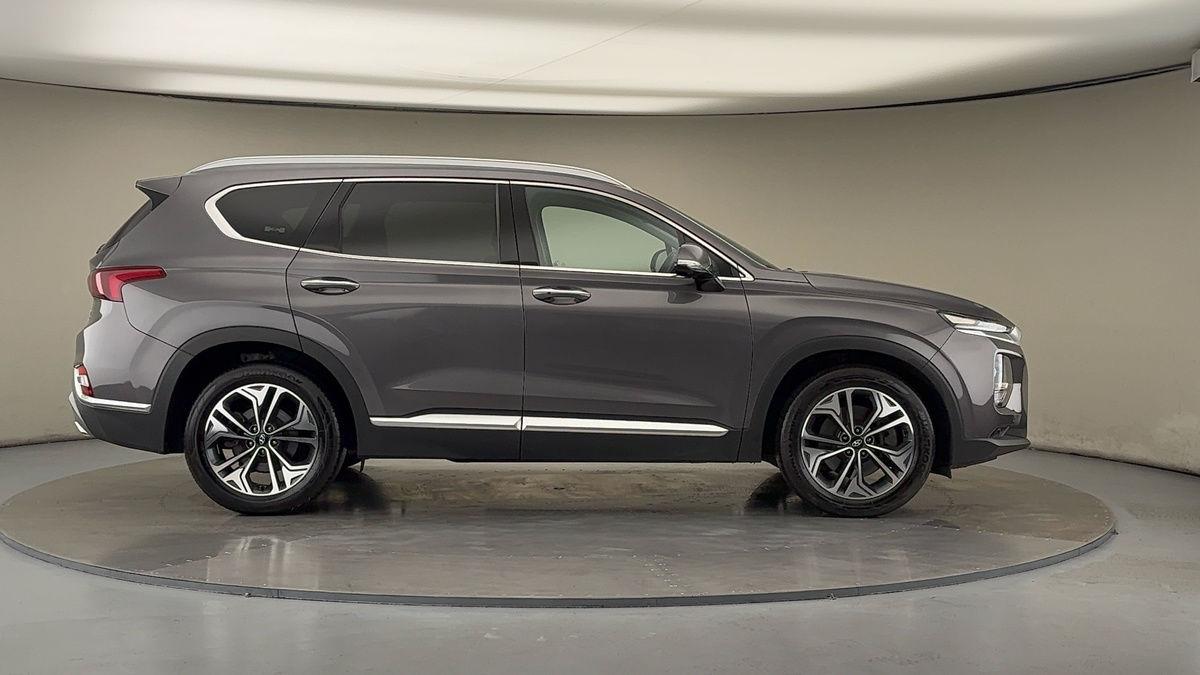 Hyundai Santa Fe Image 16