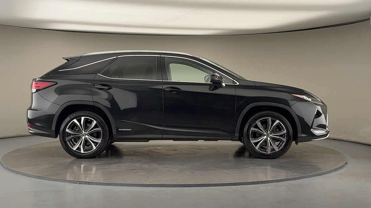 Lexus RX Image 16