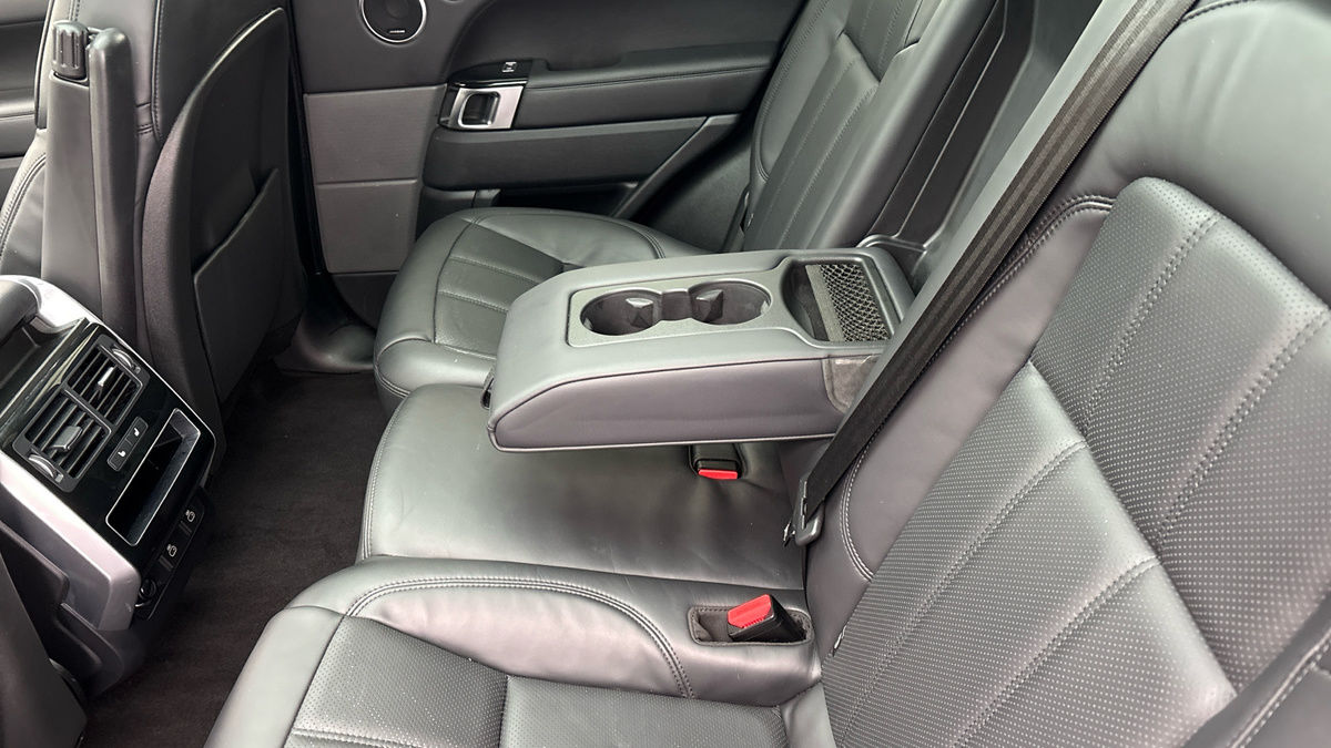 Land Rover Range Rover Sport Image 9