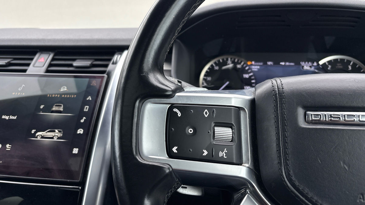 Land Rover Discovery Image 13