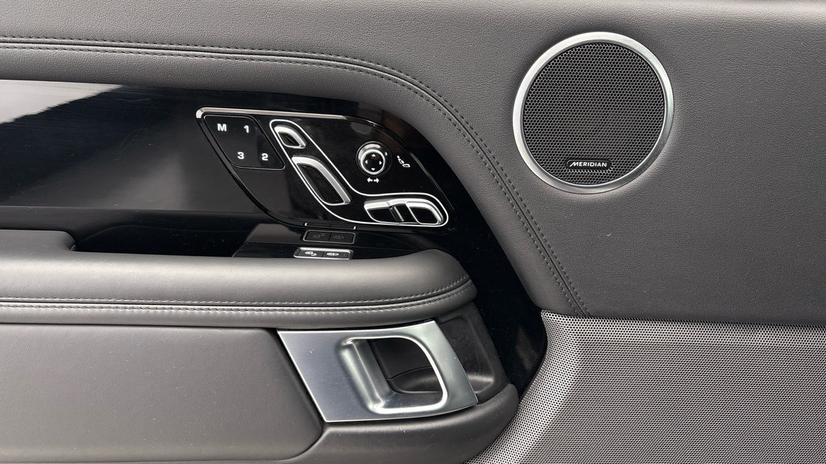 Land Rover Range Rover Image 19