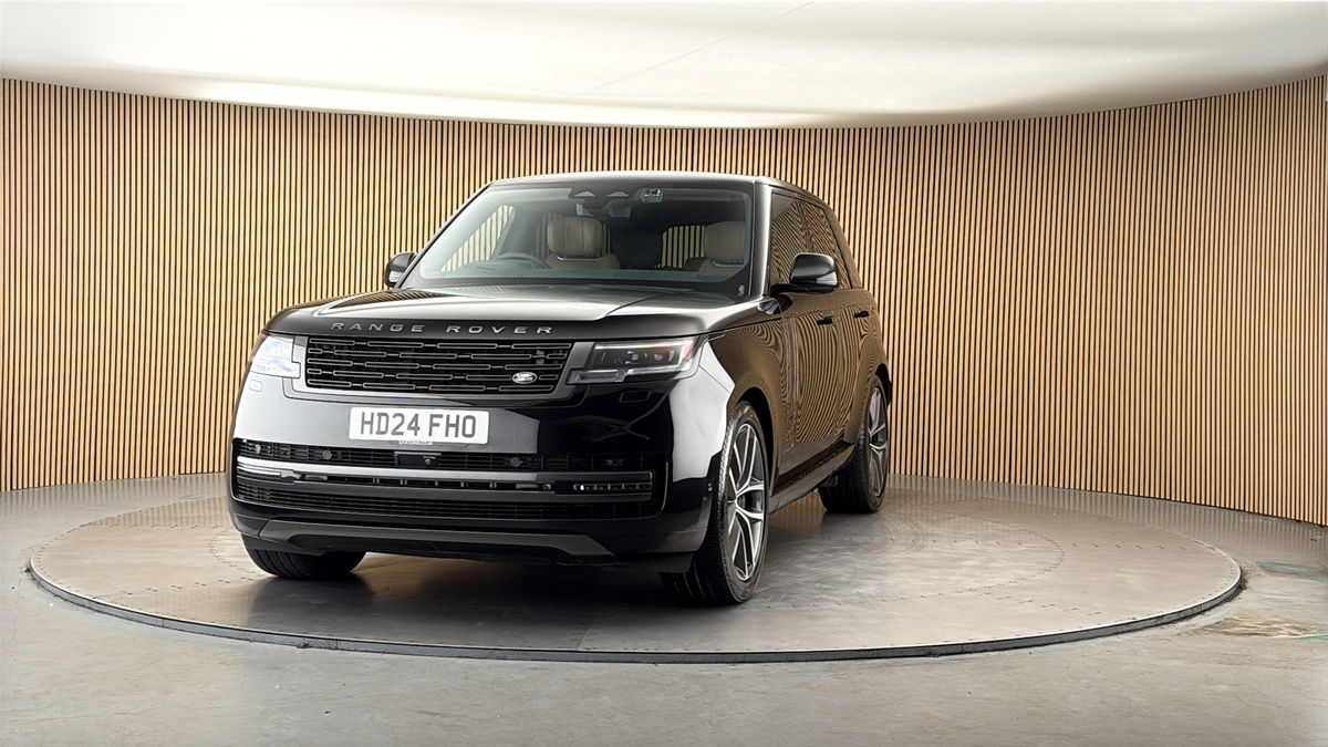 More views of Land Rover Range Rover