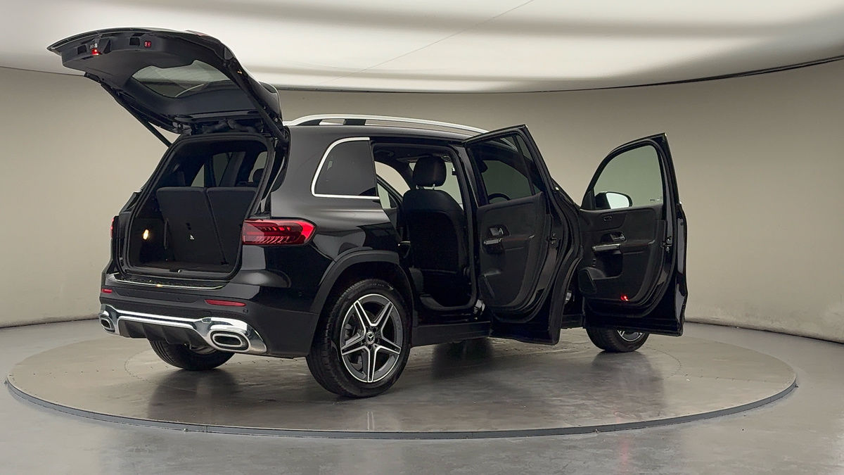 More views of Mercedes-Benz GLB