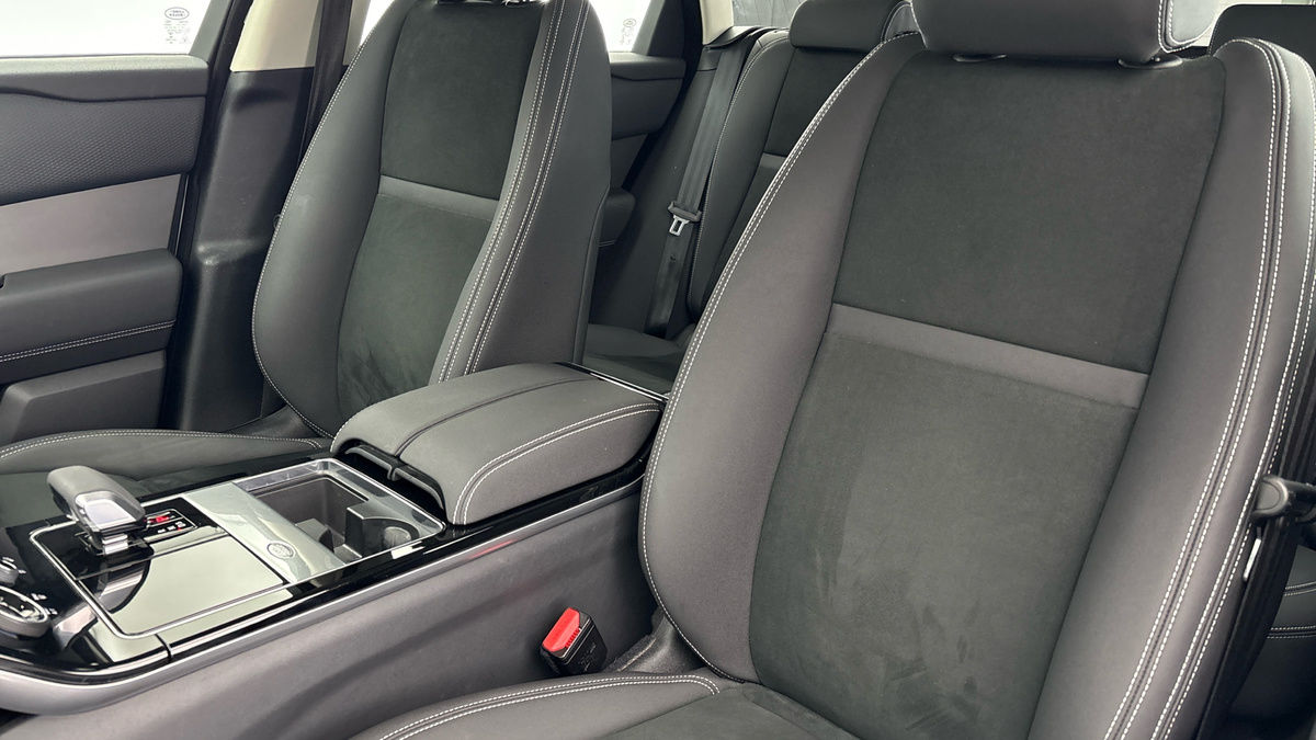 Land Rover Range Rover Velar Image 7