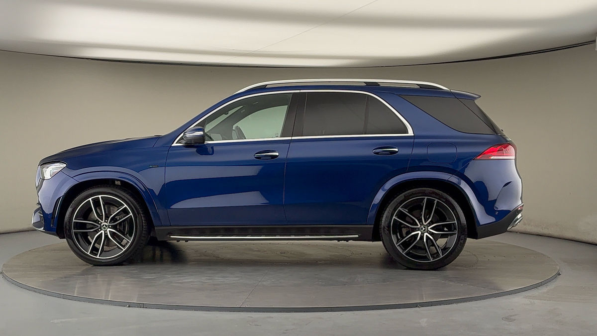 More views of Mercedes-Benz GLE