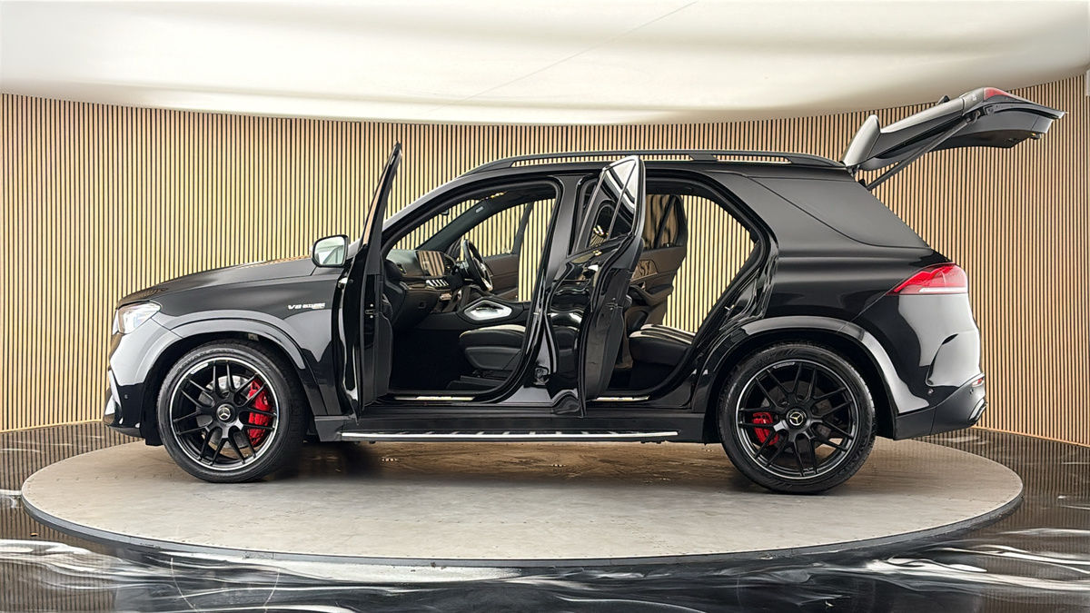More views of Mercedes-Benz GLE