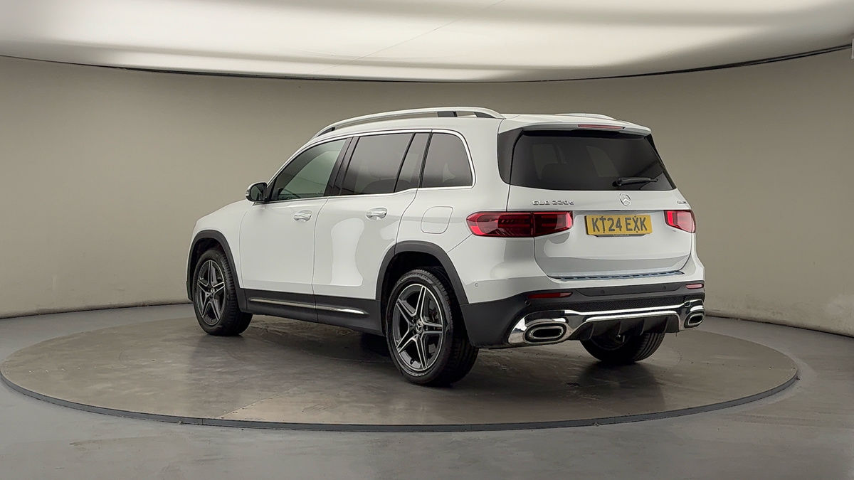 Mercedes-Benz GLB Image 2