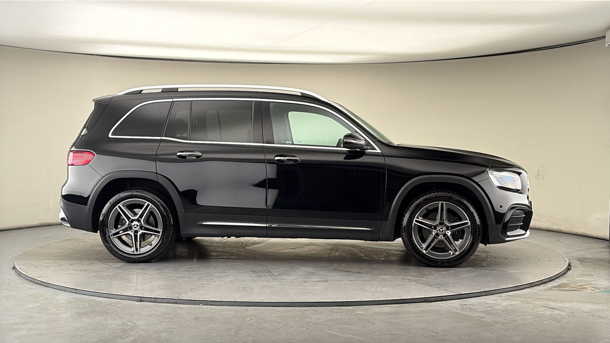 More views of Mercedes-Benz GLB