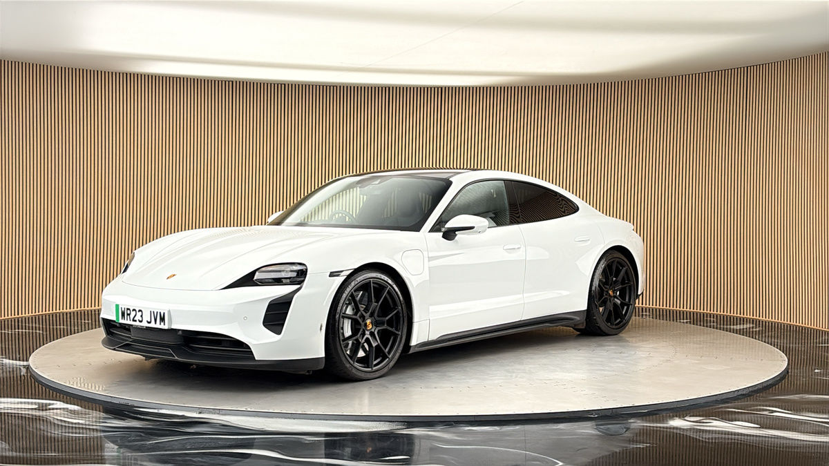 Porsche Taycan Image 20