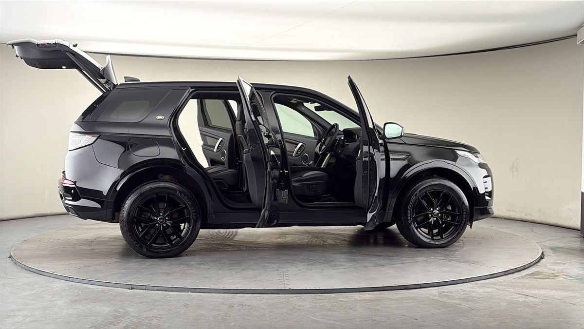 More views of Land Rover Discovery Sport
