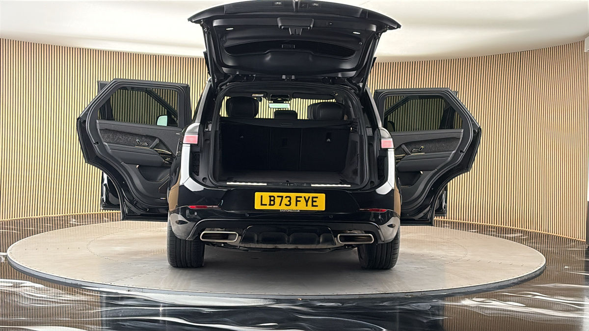 More views of Land Rover Range Rover Sport