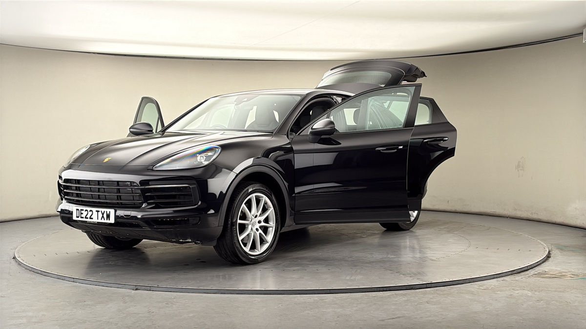 More views of Porsche Cayenne