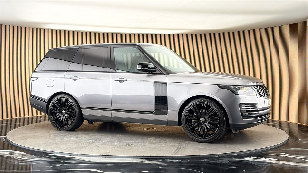 More views of Land Rover Range Rover