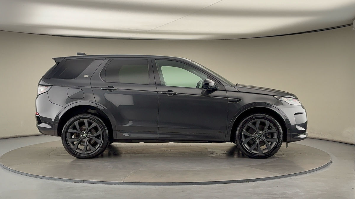 Land Rover Discovery Sport Image 16
