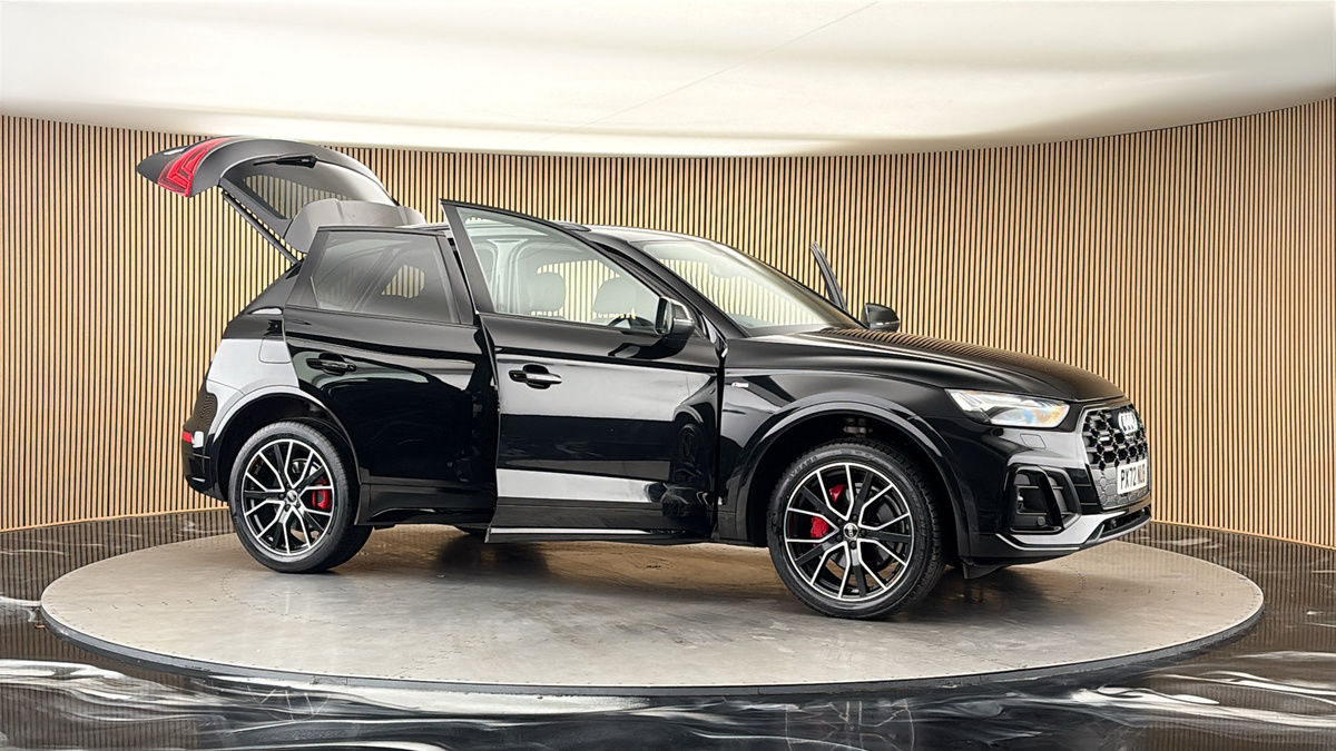 More views of Audi Q5