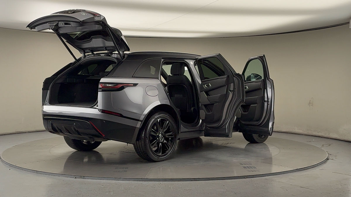 More views of Land Rover Range Rover Velar