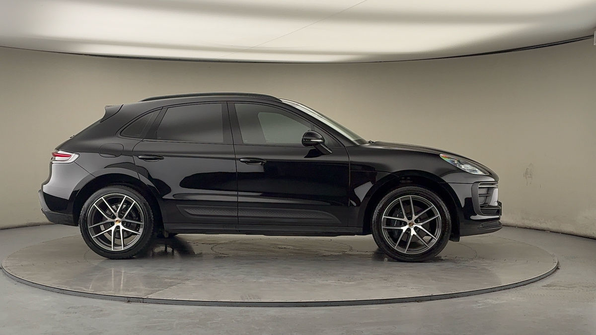 More views of Porsche Macan