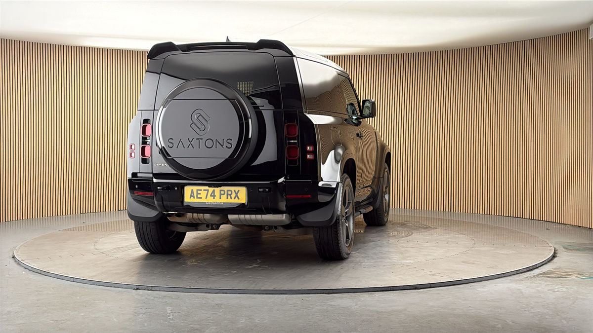 More views of Land Rover Defender 90