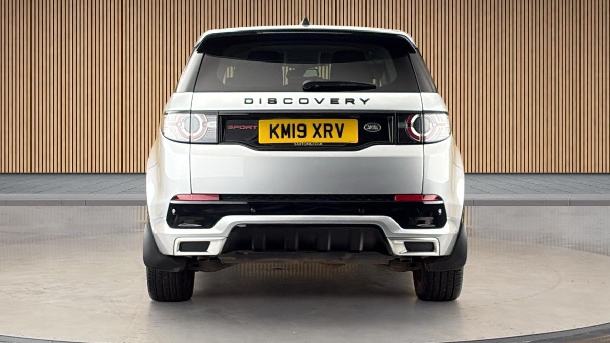 Land Rover Discovery Sport Image 4
