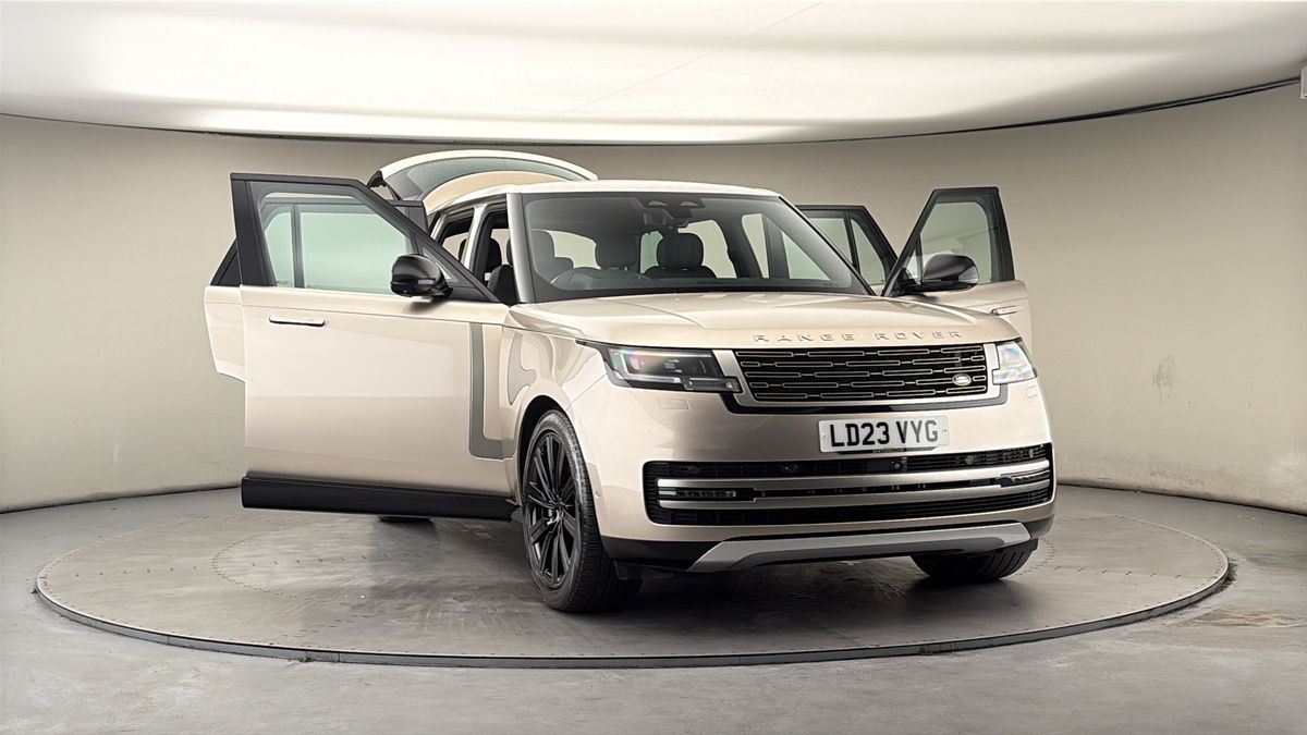 More views of Land Rover Range Rover