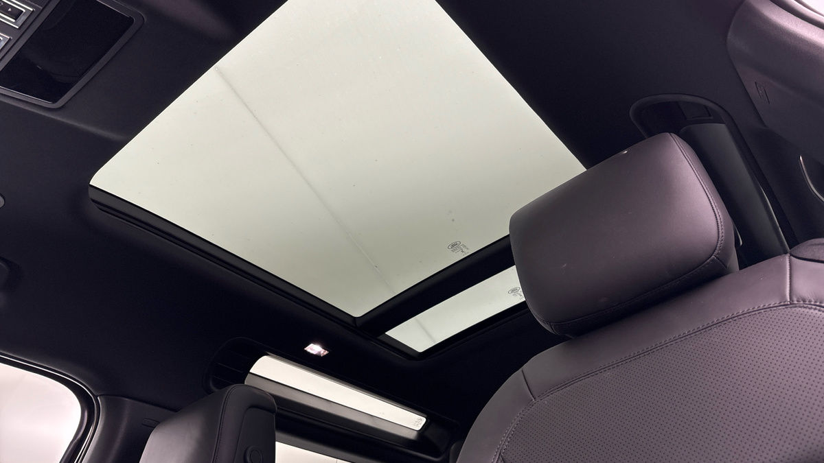 Land Rover Defender 90 Urban Image 6