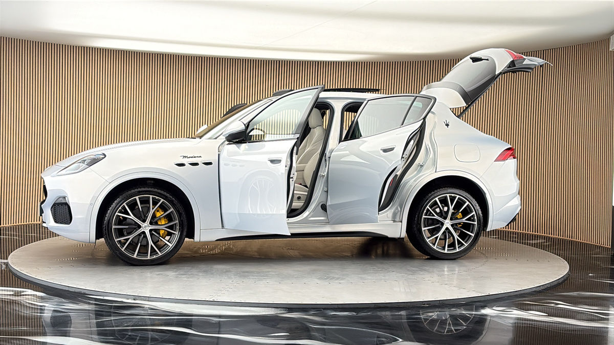 More views of Maserati Grecale