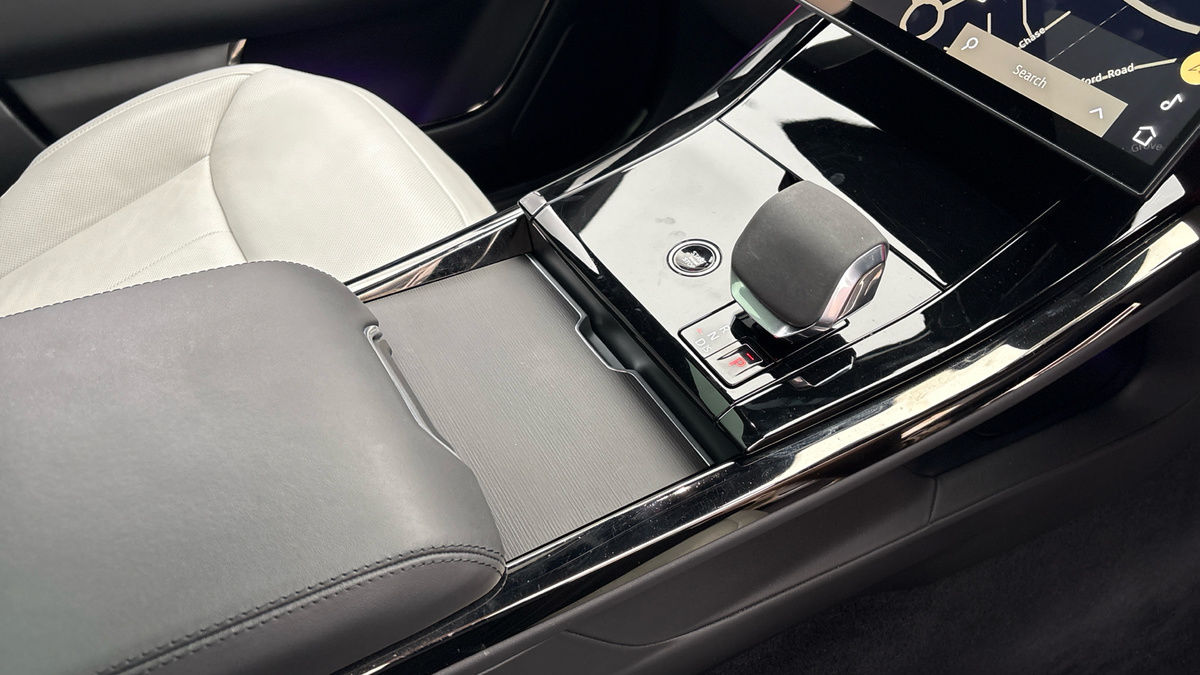 Land Rover Range Rover Sport Urban Image 18