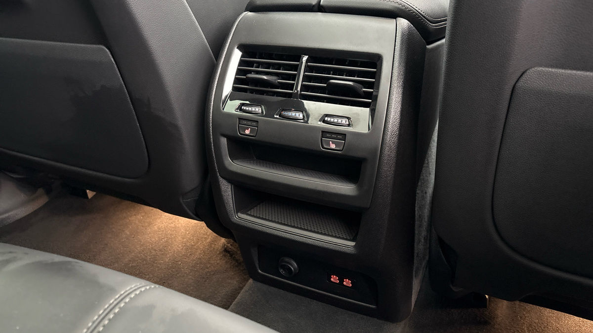 BMW X5 Image 25