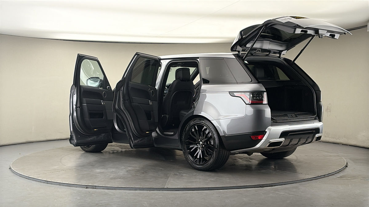 More views of Land Rover Range Rover Sport
