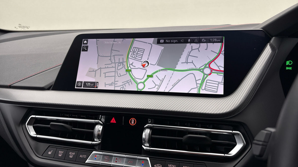 BMW 1 Series Image 17