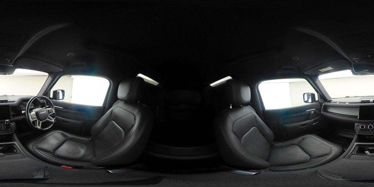 More views of Land Rover Defender 90