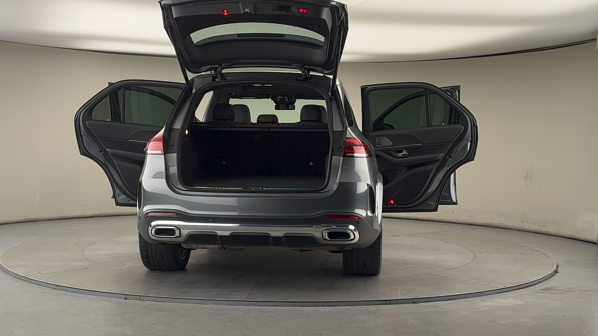 More views of Mercedes-Benz GLE