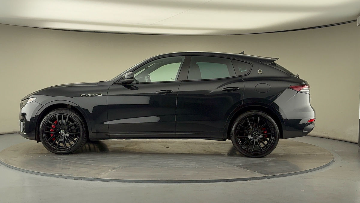 More views of Maserati Levante