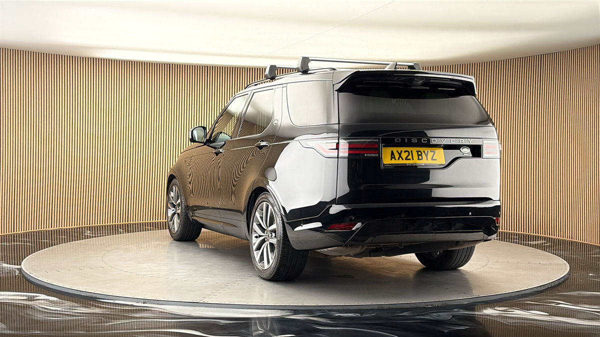 More views of Land Rover Discovery