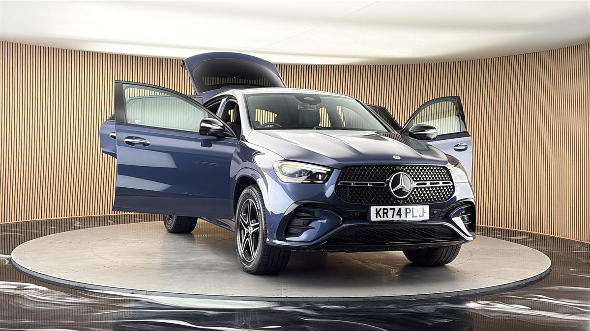 More views of Mercedes-Benz GLE