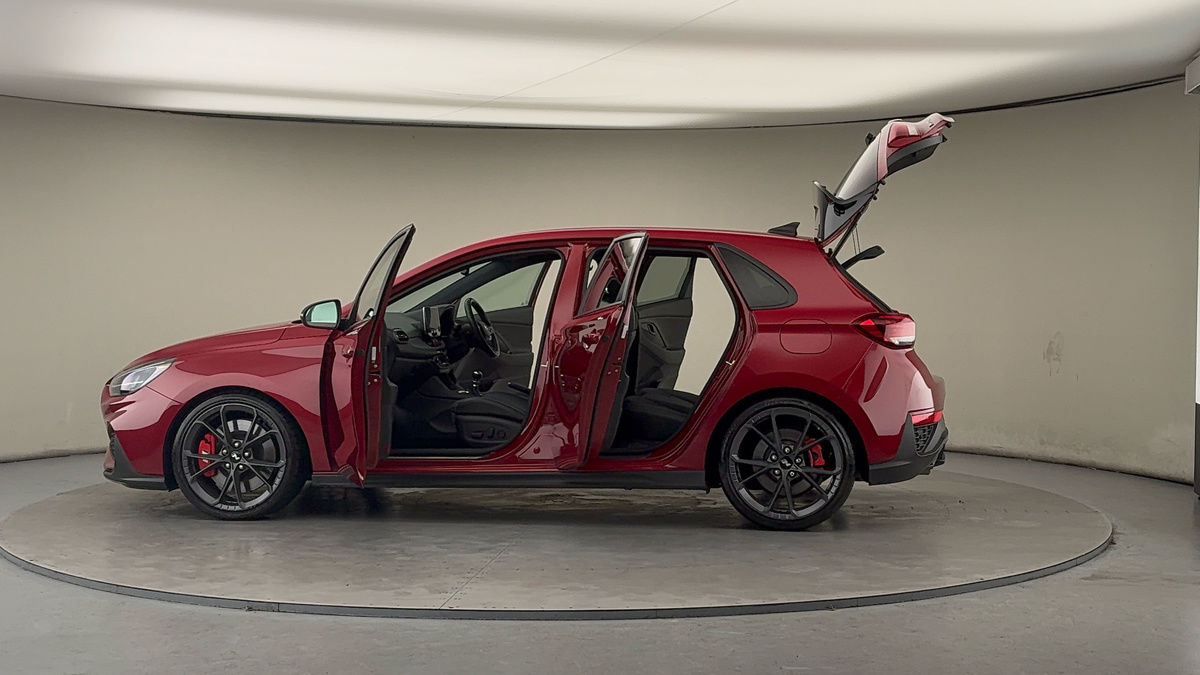 More views of Hyundai i 30 N