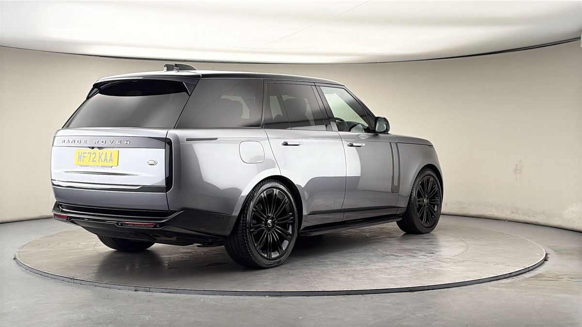 More views of Land Rover Range Rover