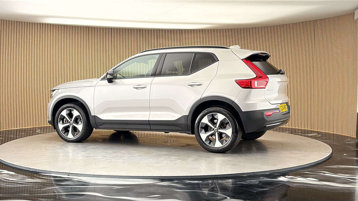 More views of Volvo XC40