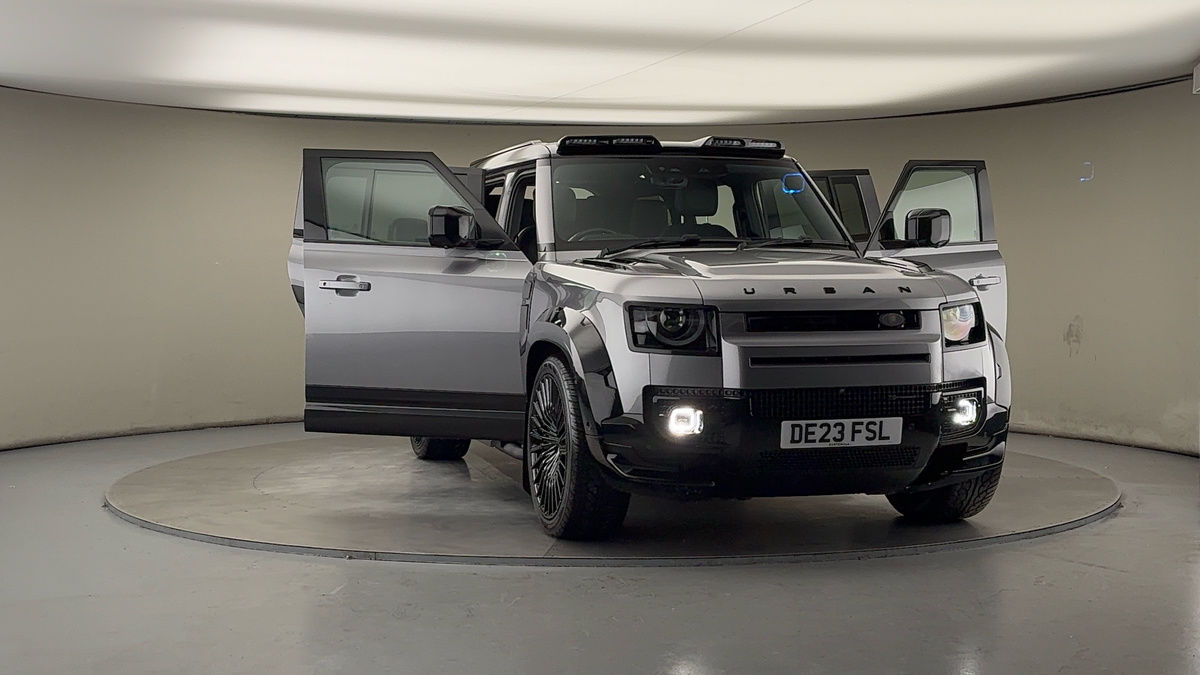 More views of Land Rover Defender 130