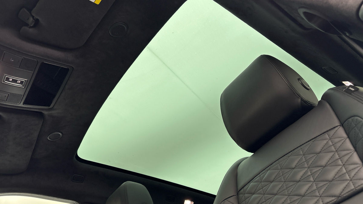 Land Rover Range Rover Evoque Image 6