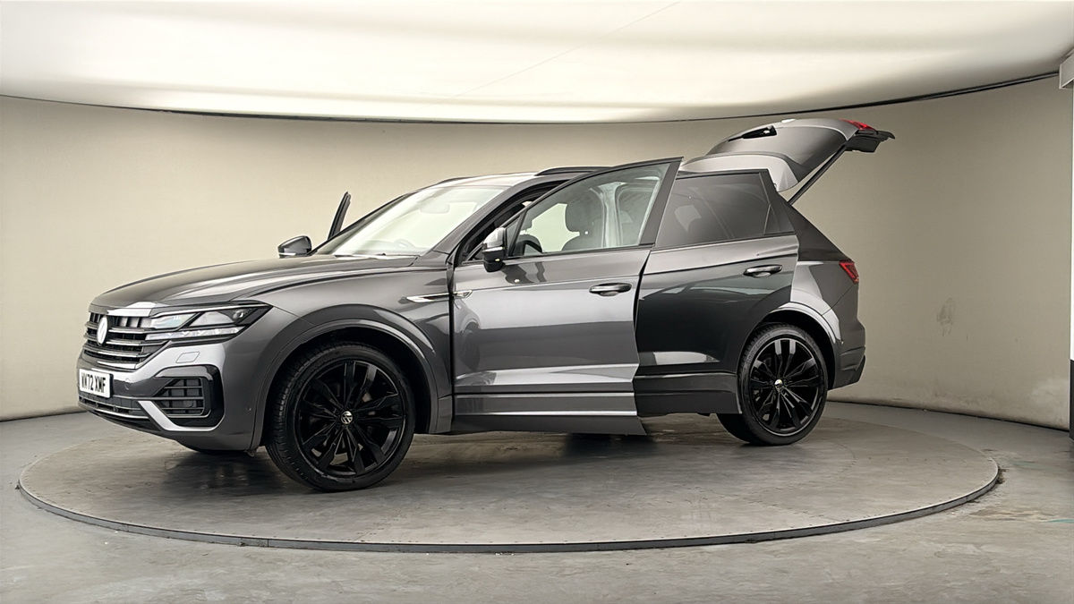 More views of Volkswagen Touareg