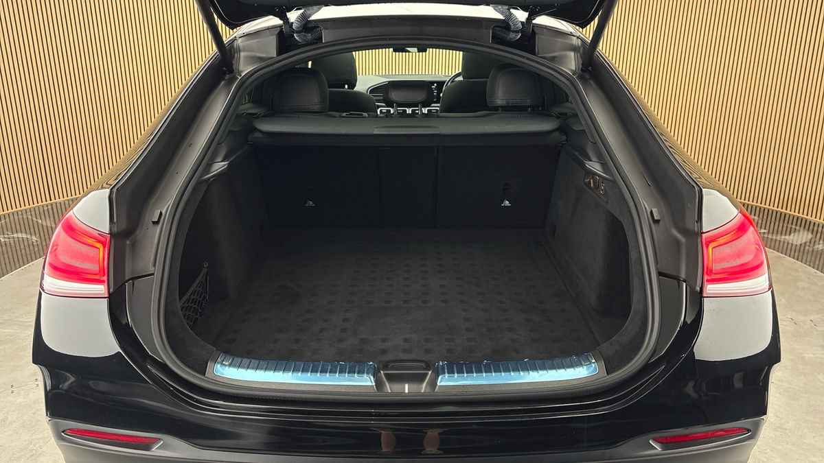 Mercedes-Benz GLE Image 11