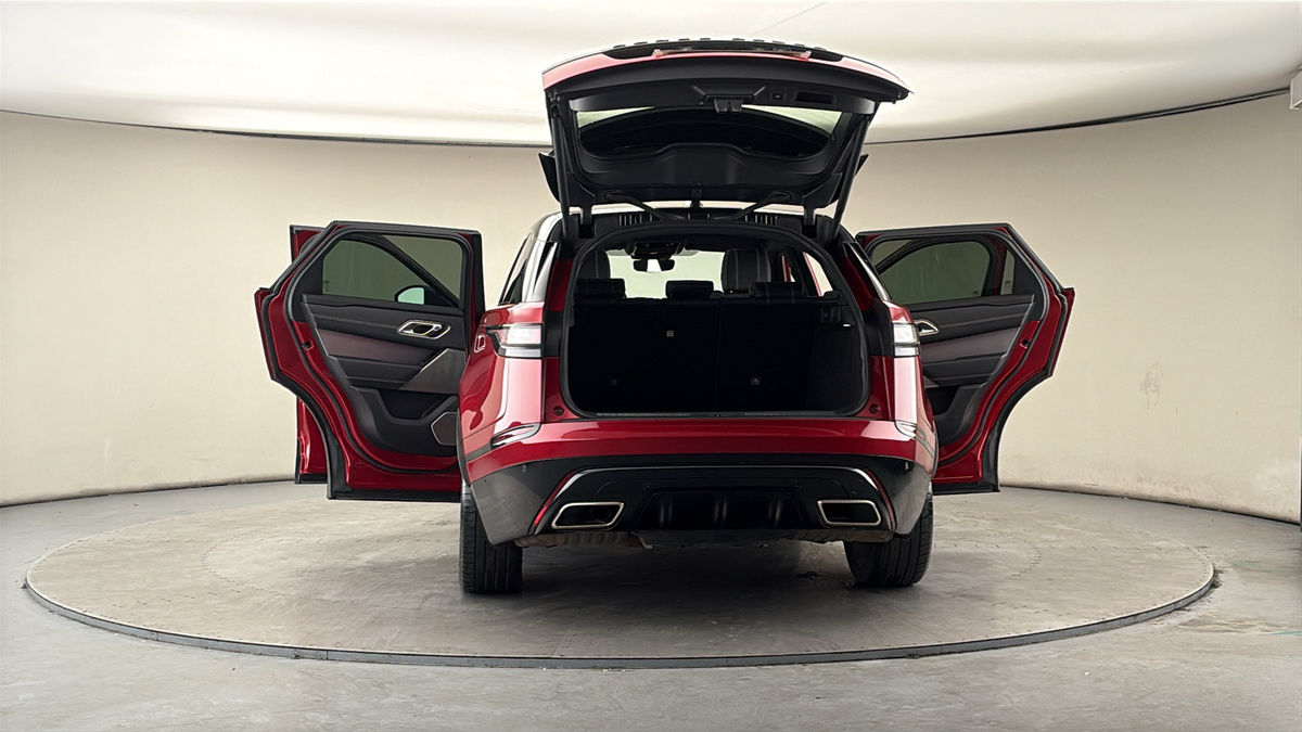 More views of Land Rover Range Rover Velar