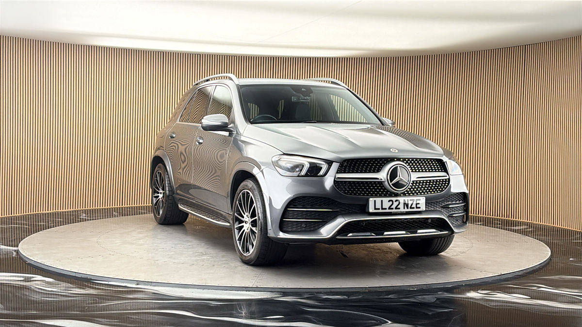 More views of Mercedes-Benz GLE