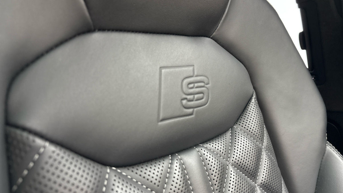 Audi Q7 Image 33